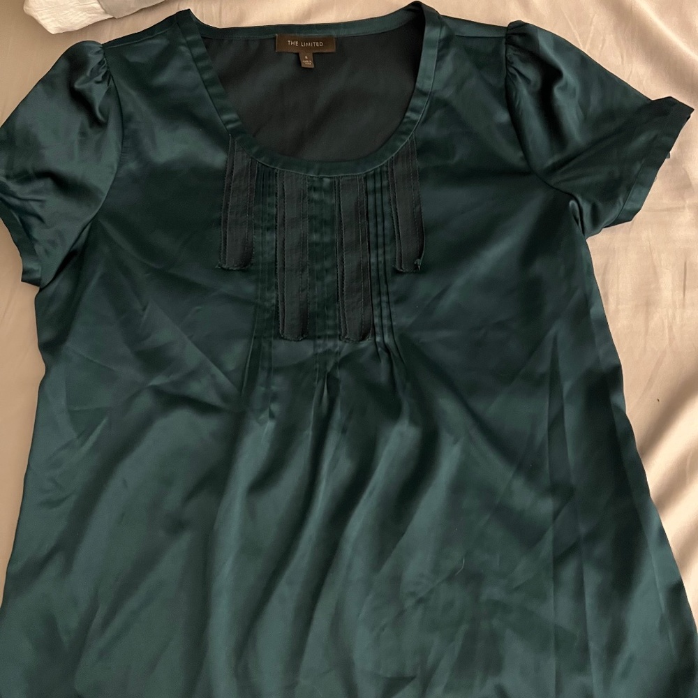 Green blouse